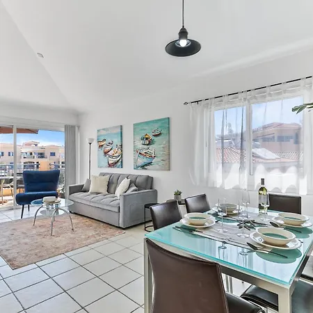Limnaria Gardens Stylish Apartment Apartment